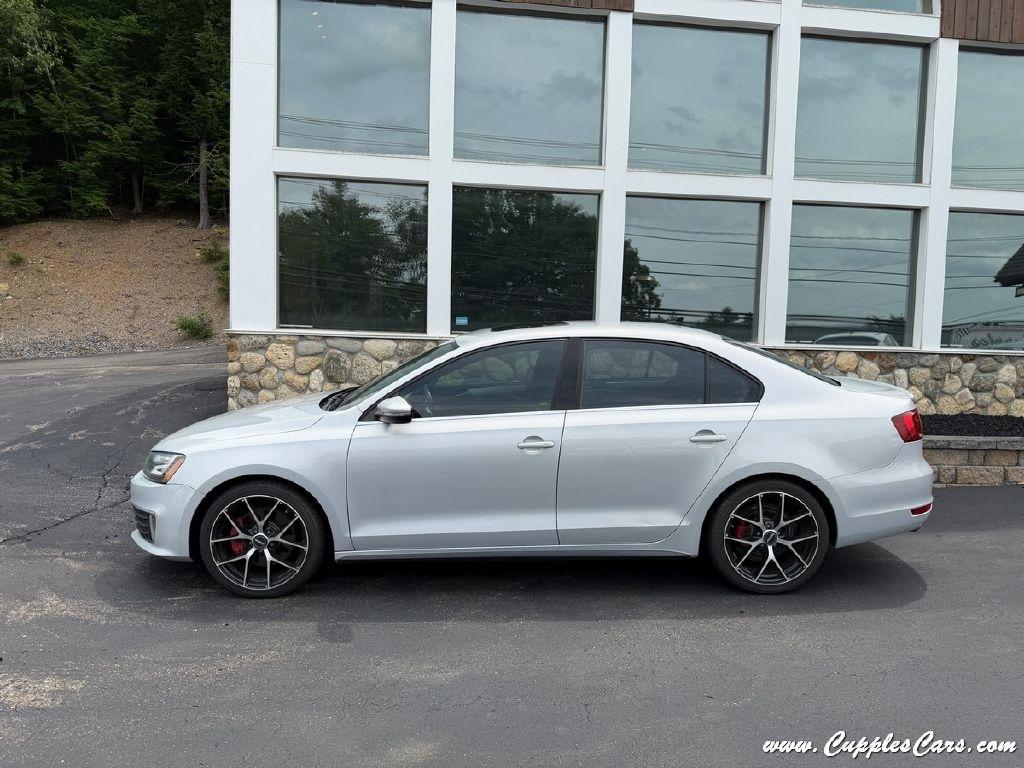 Volkswagen Jetta  2013