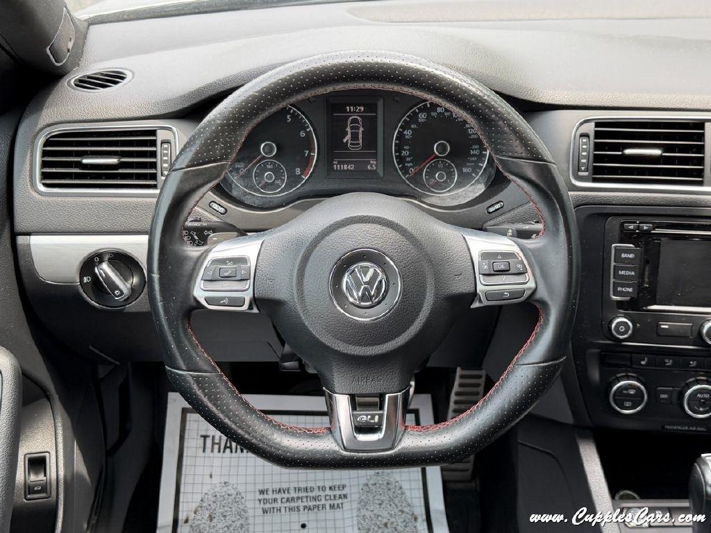 Volkswagen Jetta  2013