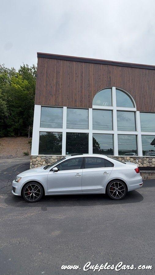 Volkswagen Jetta  2013