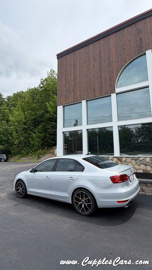 Volkswagen Jetta  2013