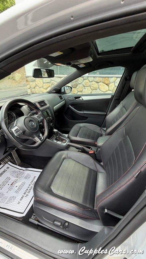 Volkswagen Jetta  2013