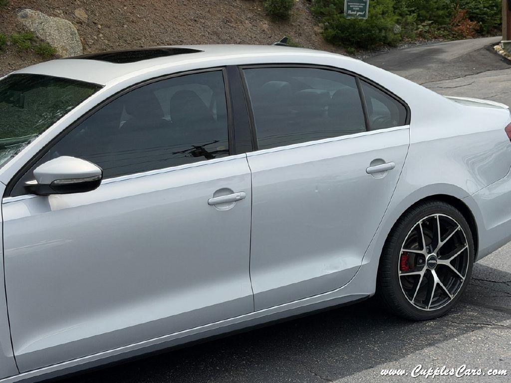 Volkswagen Jetta  2013