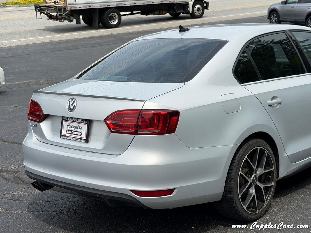Volkswagen Jetta  2013