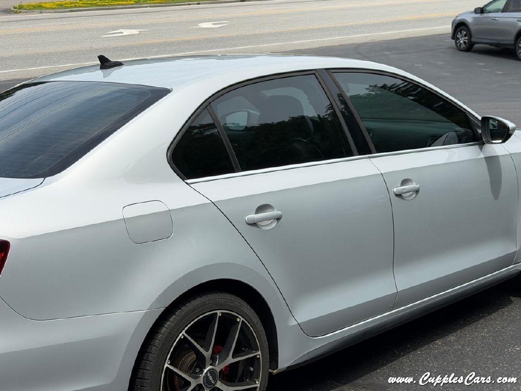 Volkswagen Jetta  2013