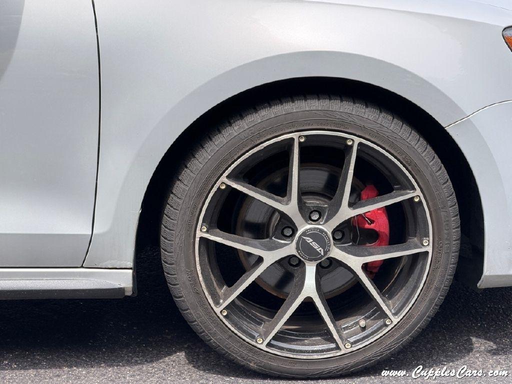 Volkswagen Jetta  2013