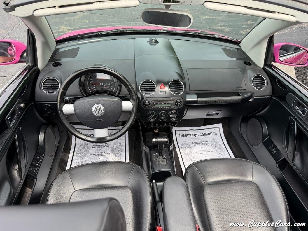 Volkswagen New Beetle  2009