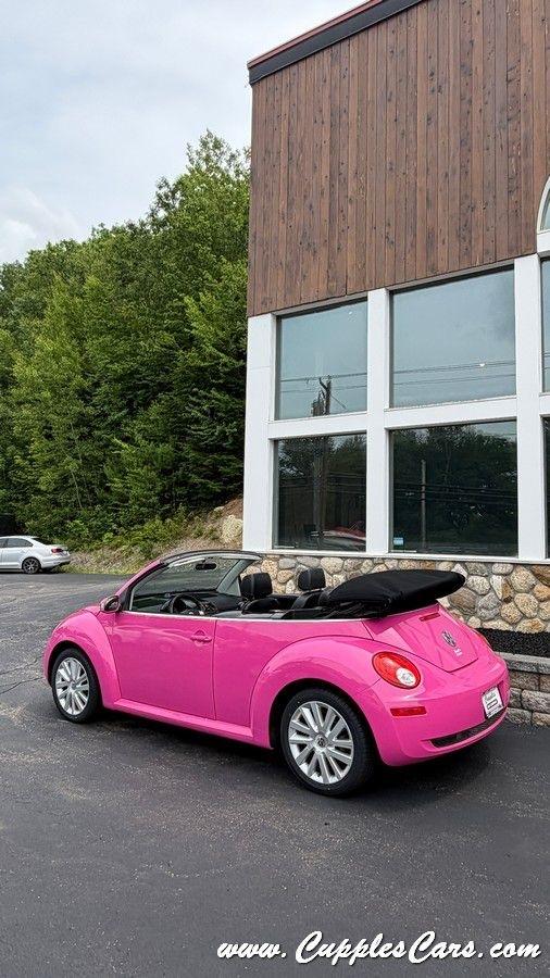 Volkswagen New Beetle  2009