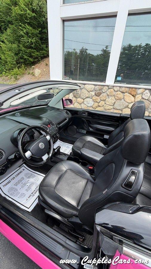 Volkswagen New Beetle  2009