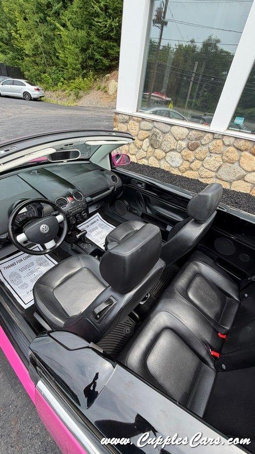 Volkswagen New Beetle  2009