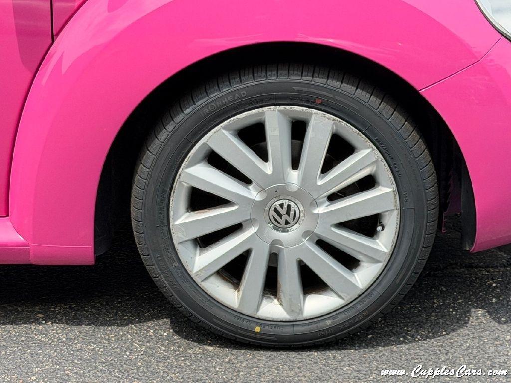 Volkswagen New Beetle  2009