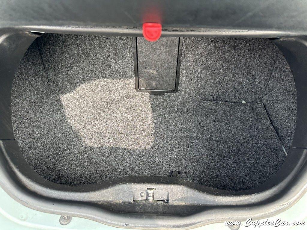 Volkswagen New Beetle  2010