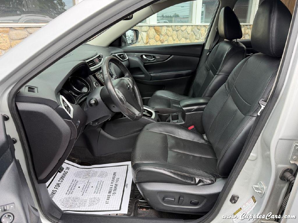 Nissan Rogue  2015
