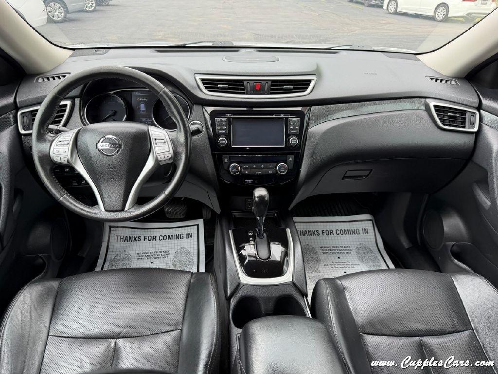 Nissan Rogue  2015