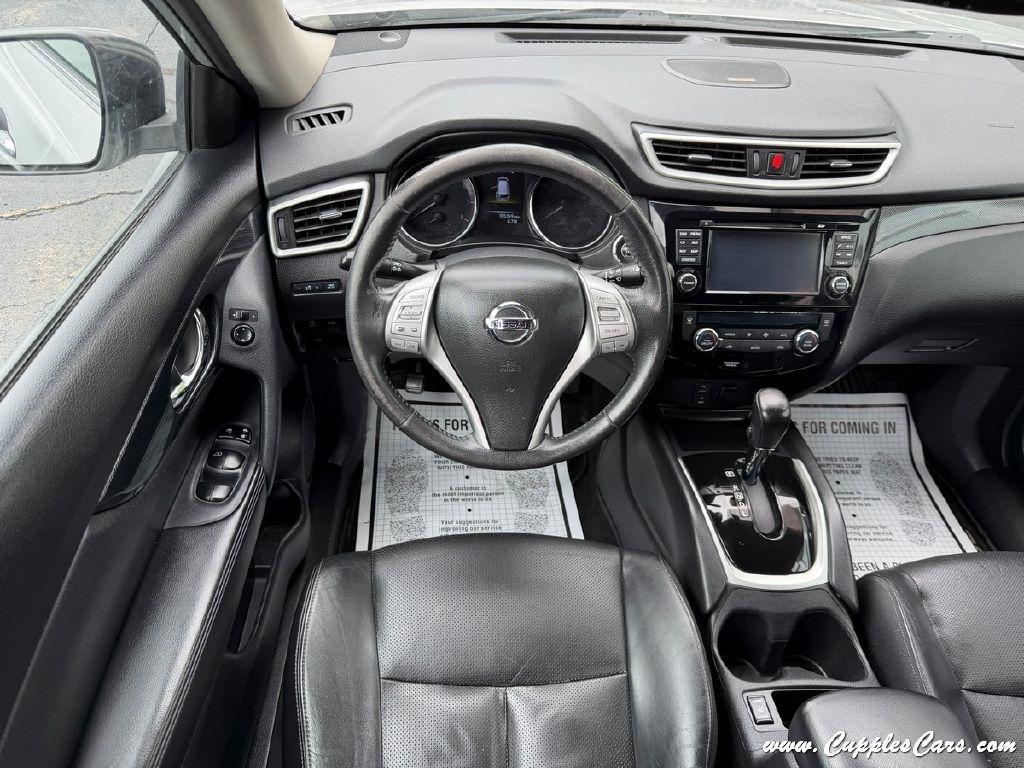 Nissan Rogue  2015