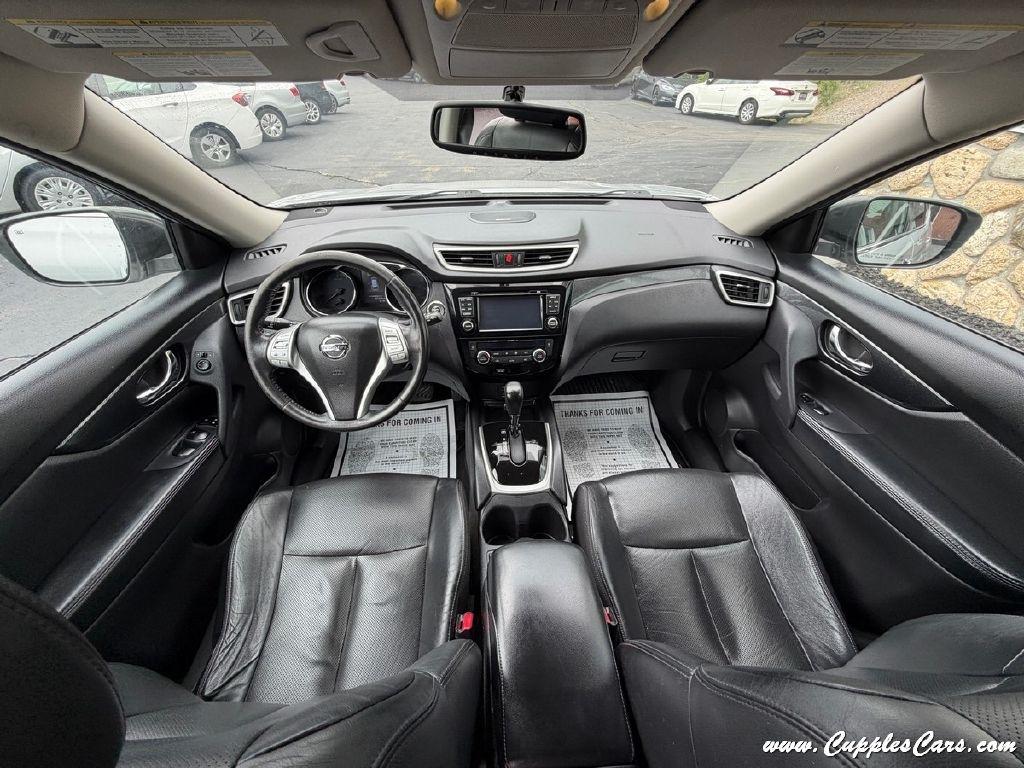 Nissan Rogue  2015