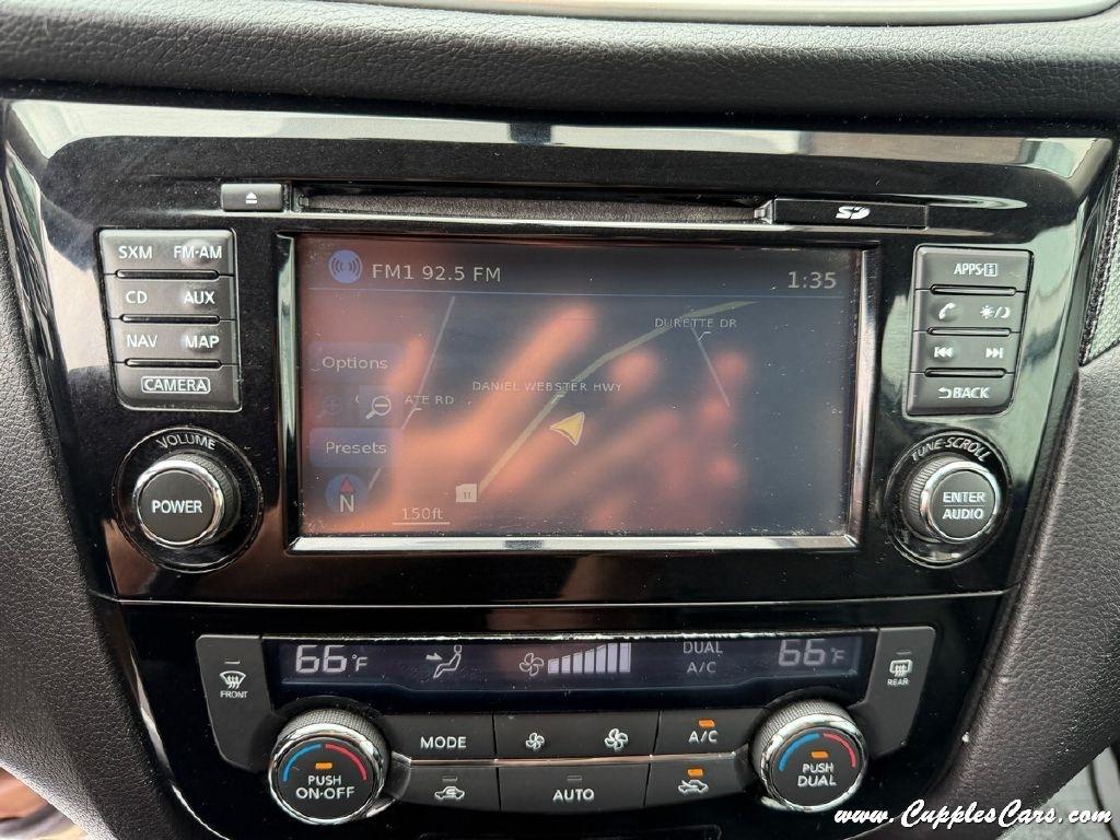 Nissan Rogue  2015