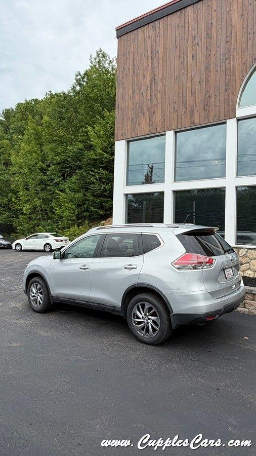 Nissan Rogue  2015