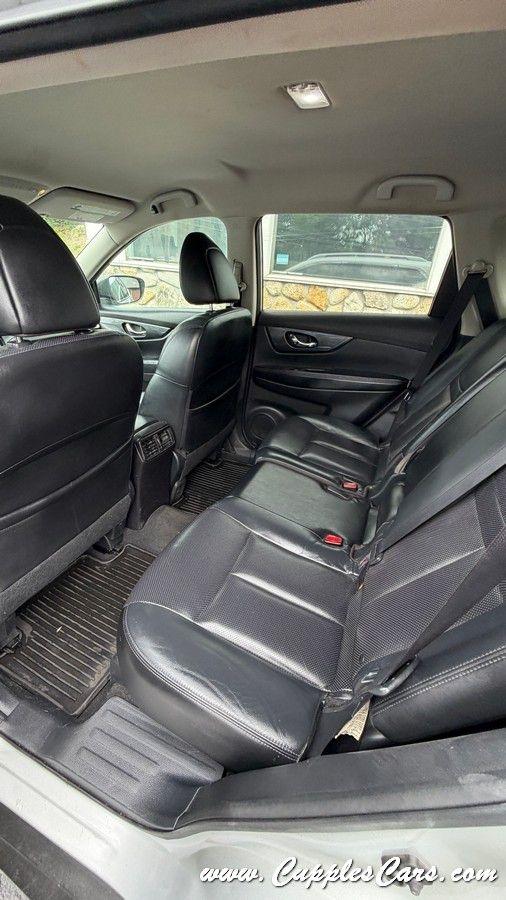 Nissan Rogue  2015