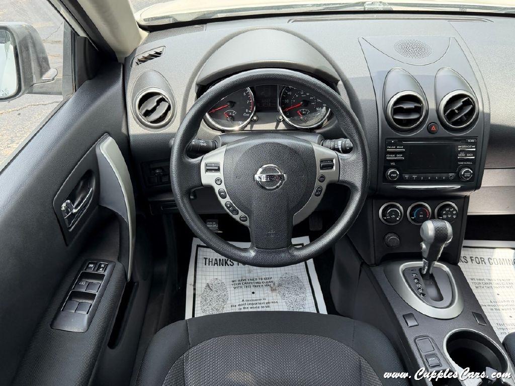 Nissan Rogue  2013
