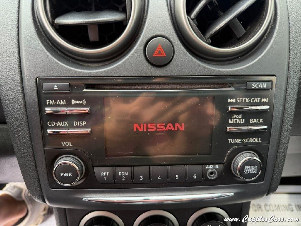 Nissan Rogue  2013