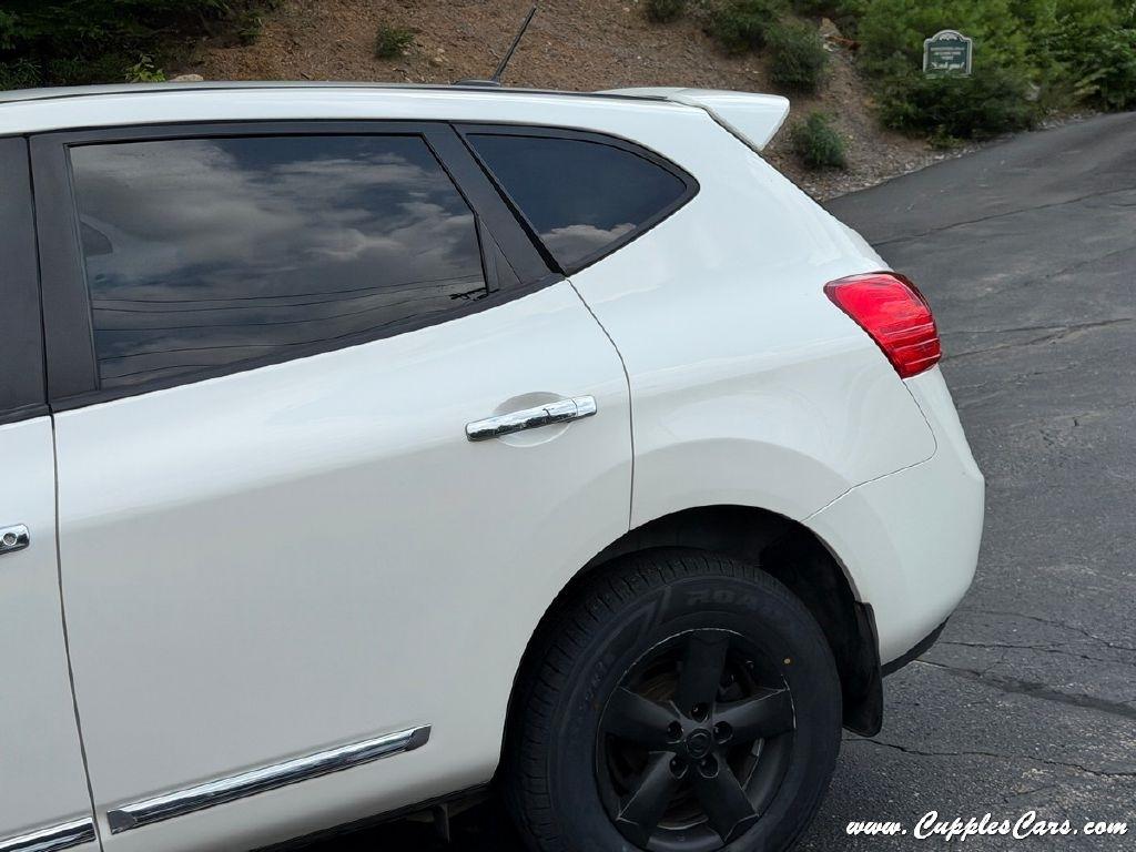 Nissan Rogue  2013