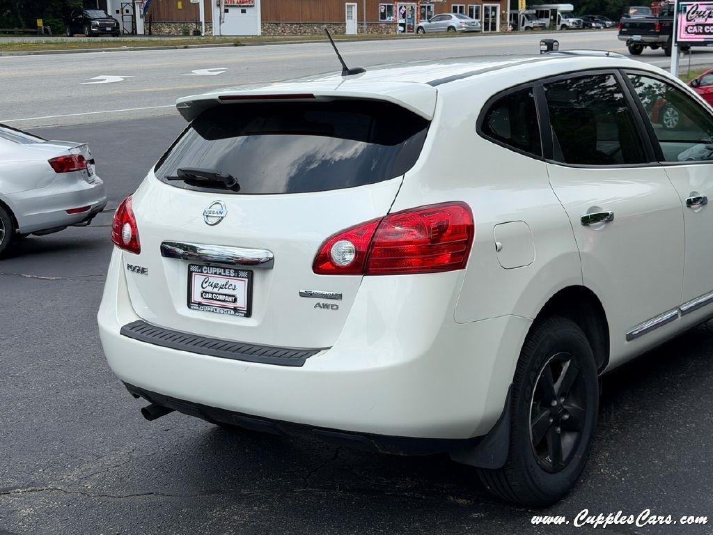 Nissan Rogue  2013