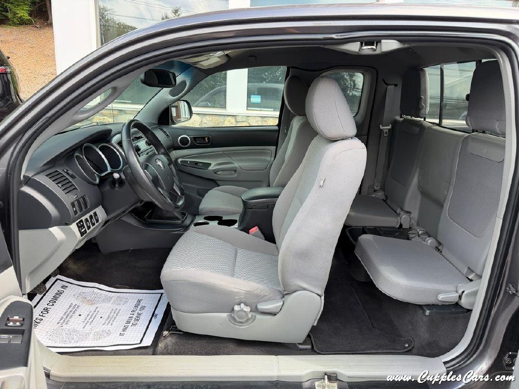 Toyota Tacoma  2012