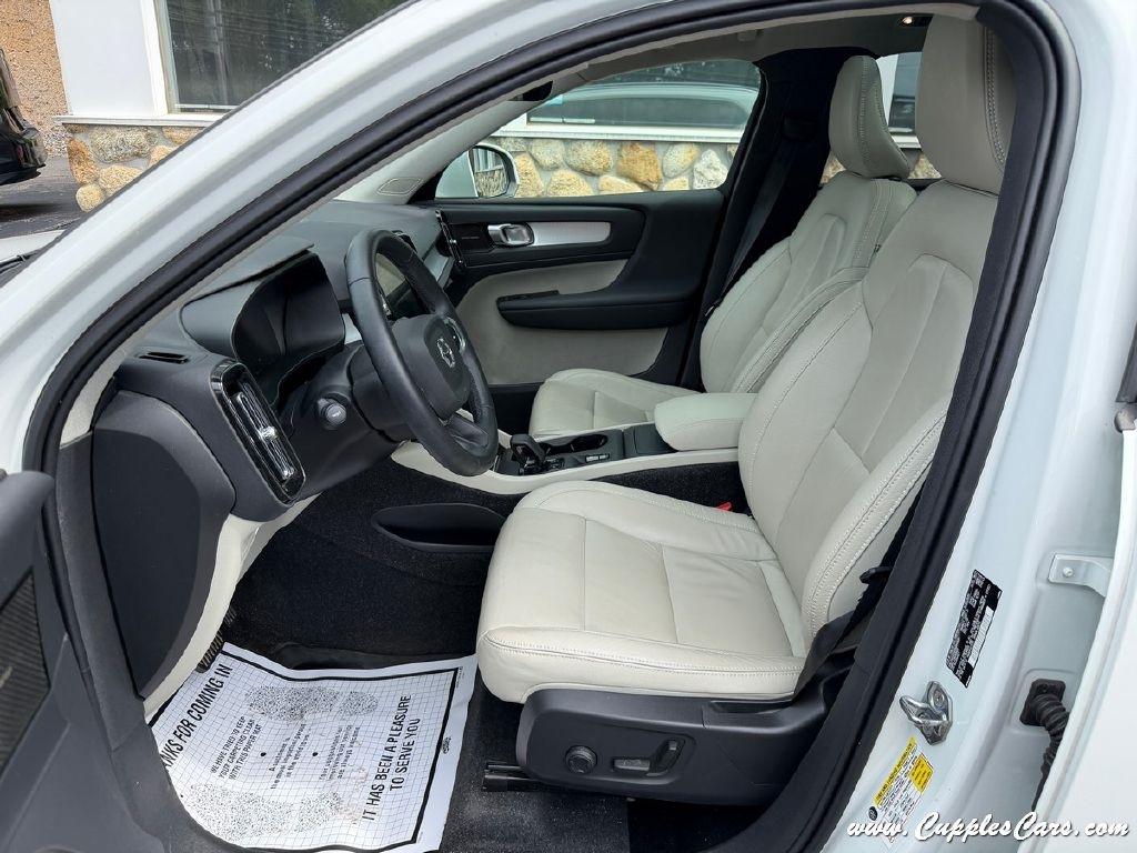 Volvo XC40  2022