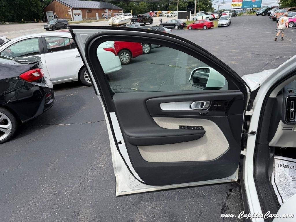 Volvo XC40  2022