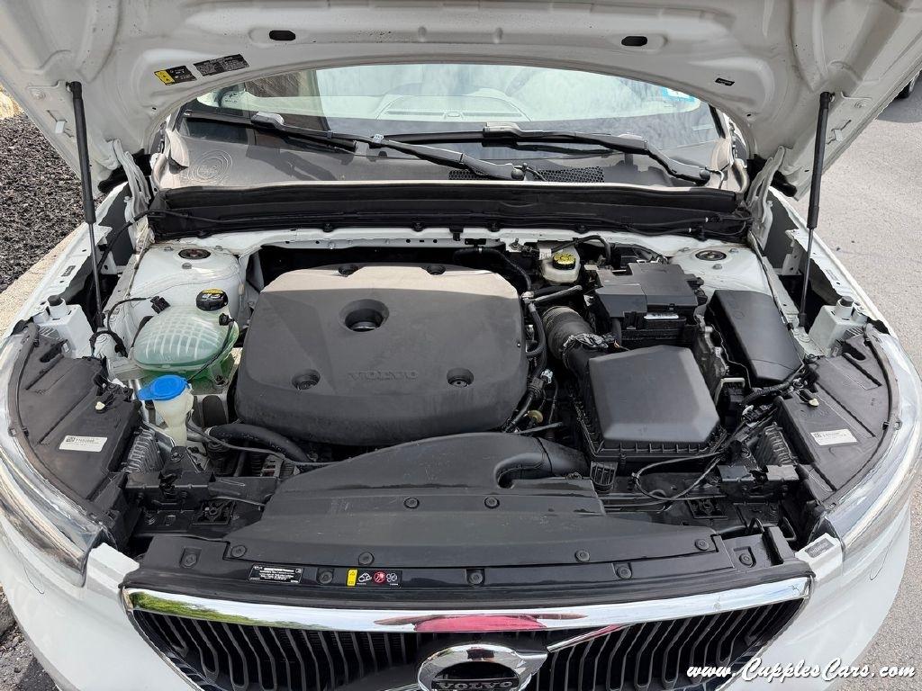 Volvo XC40  2022