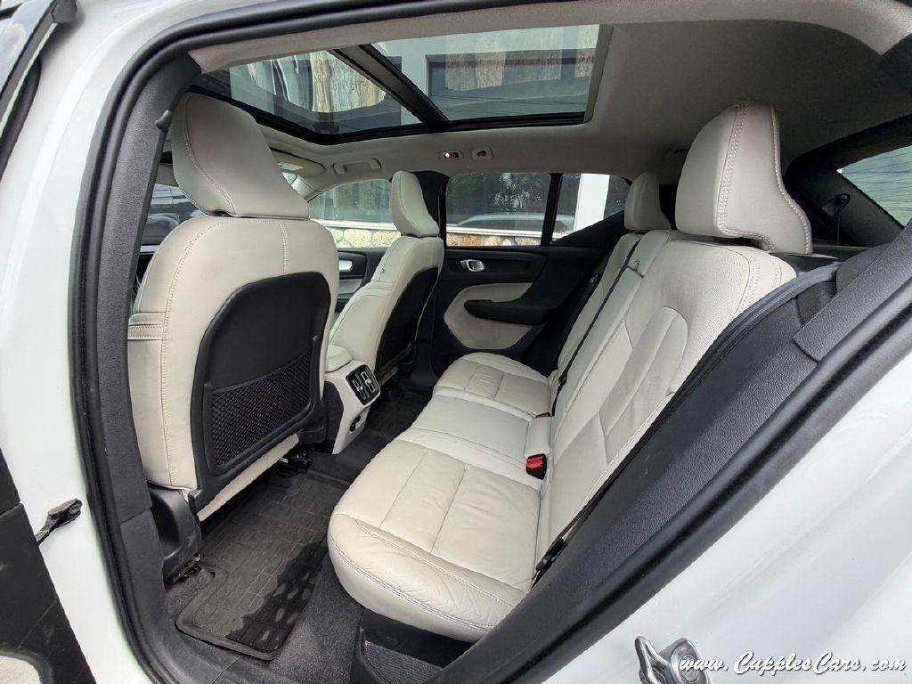 Volvo XC40  2022