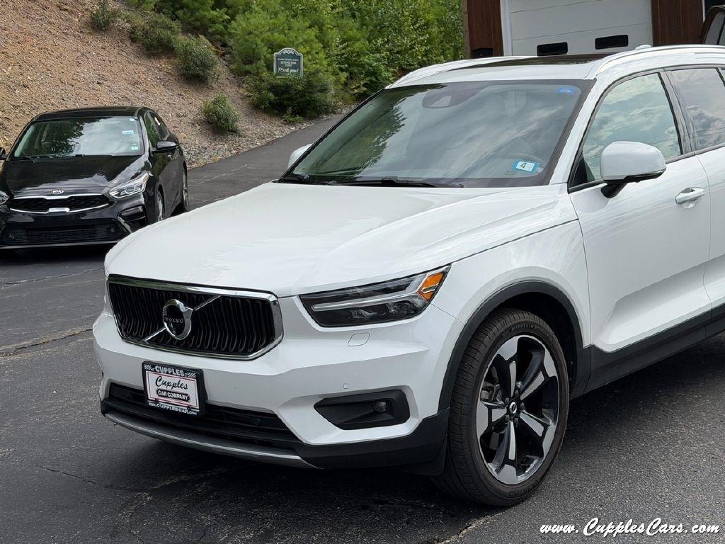 Volvo XC40  2022