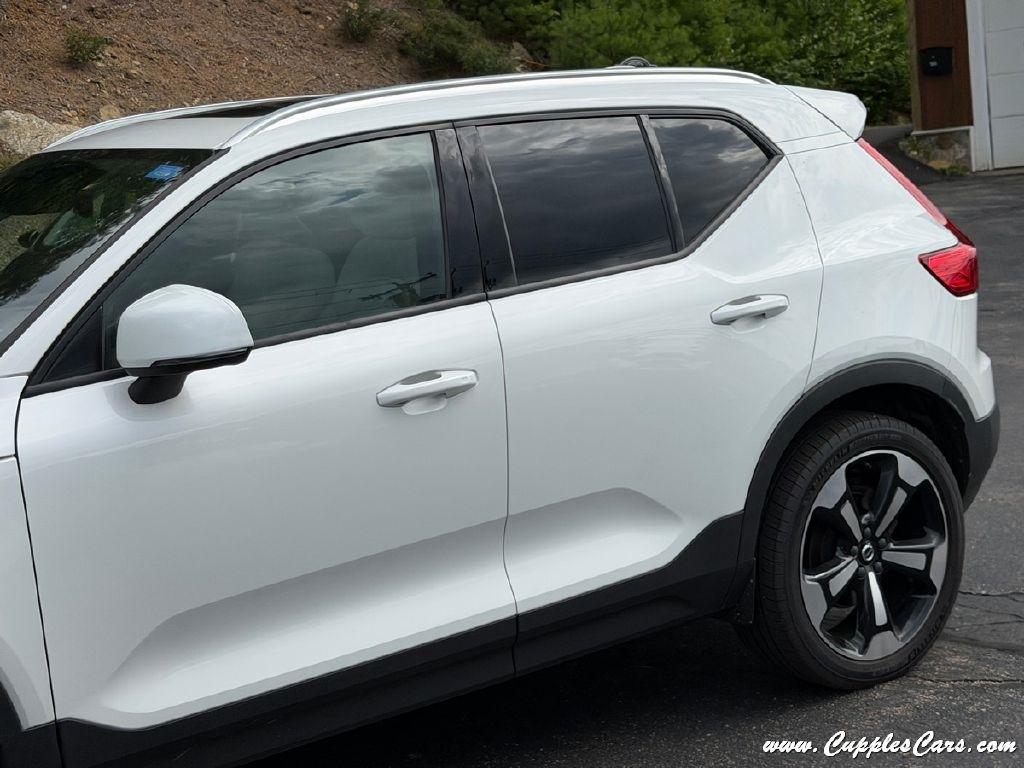 Volvo XC40  2022