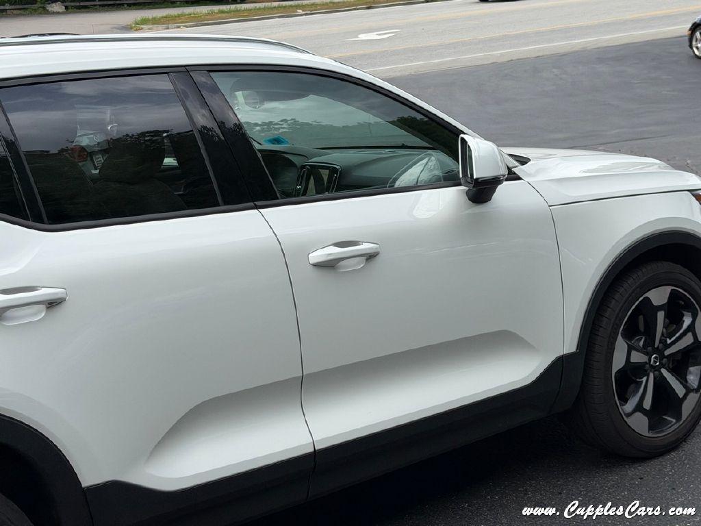 Volvo XC40  2022