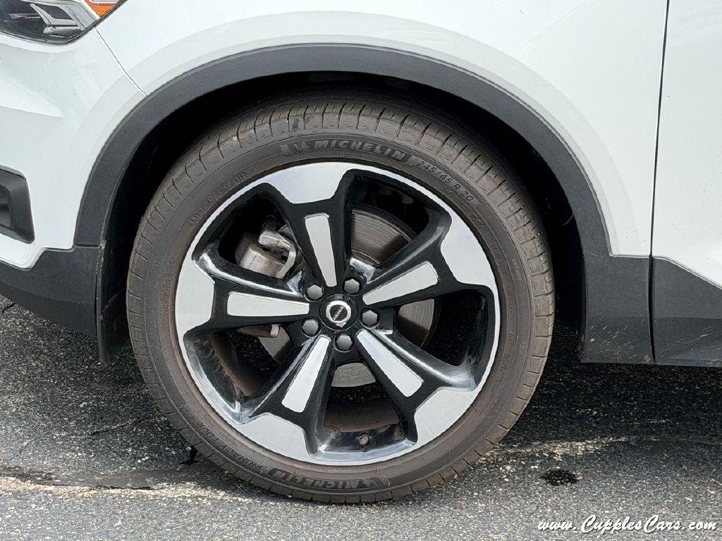 Volvo XC40  2022