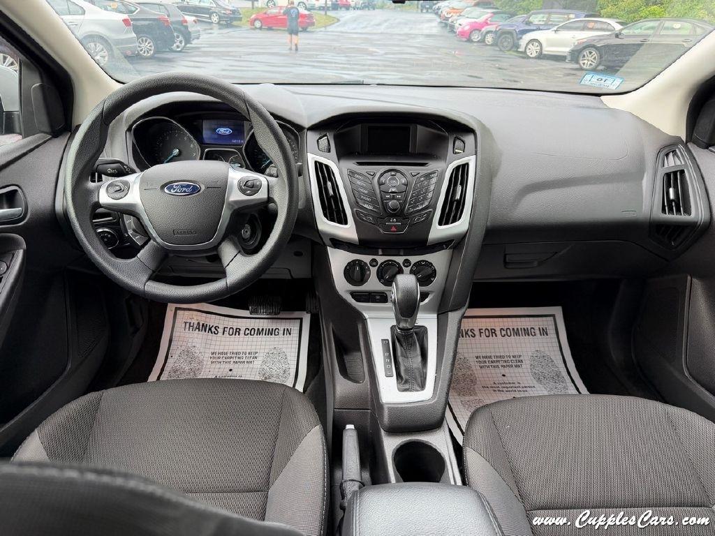 Ford Focus  2014