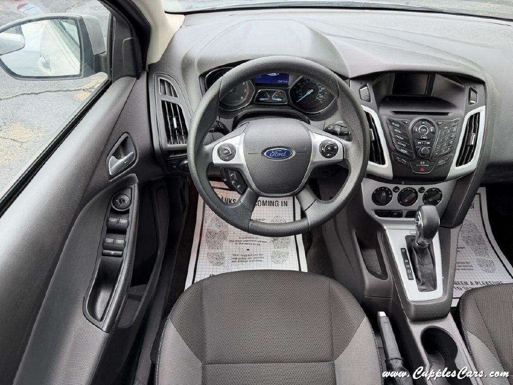 Ford Focus  2014