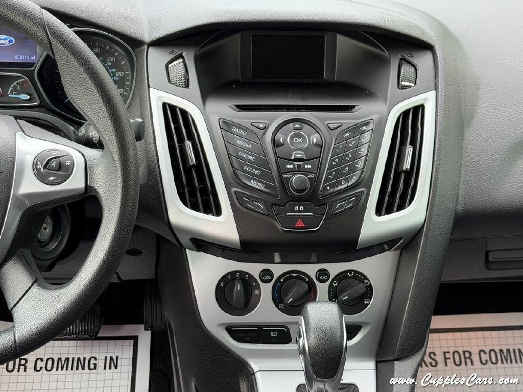 Ford Focus  2014