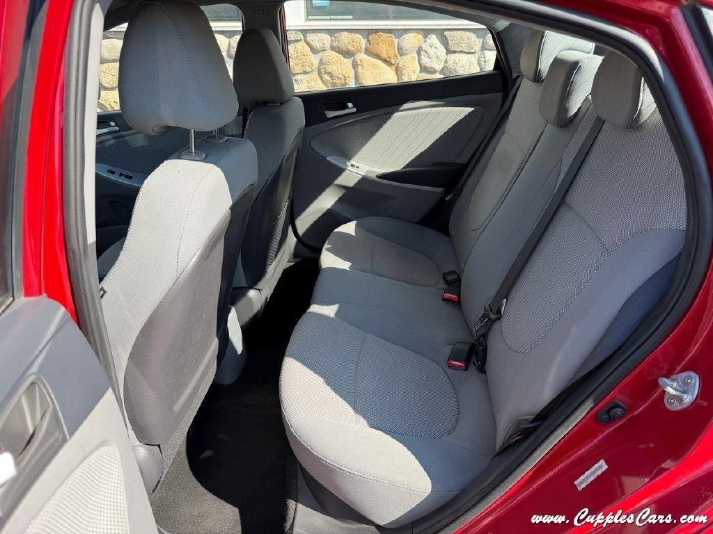 Hyundai Accent  2013