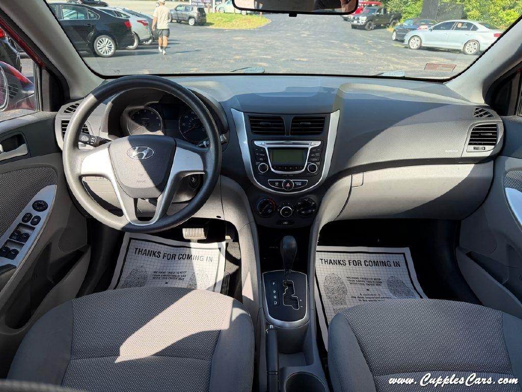 Hyundai Accent  2013