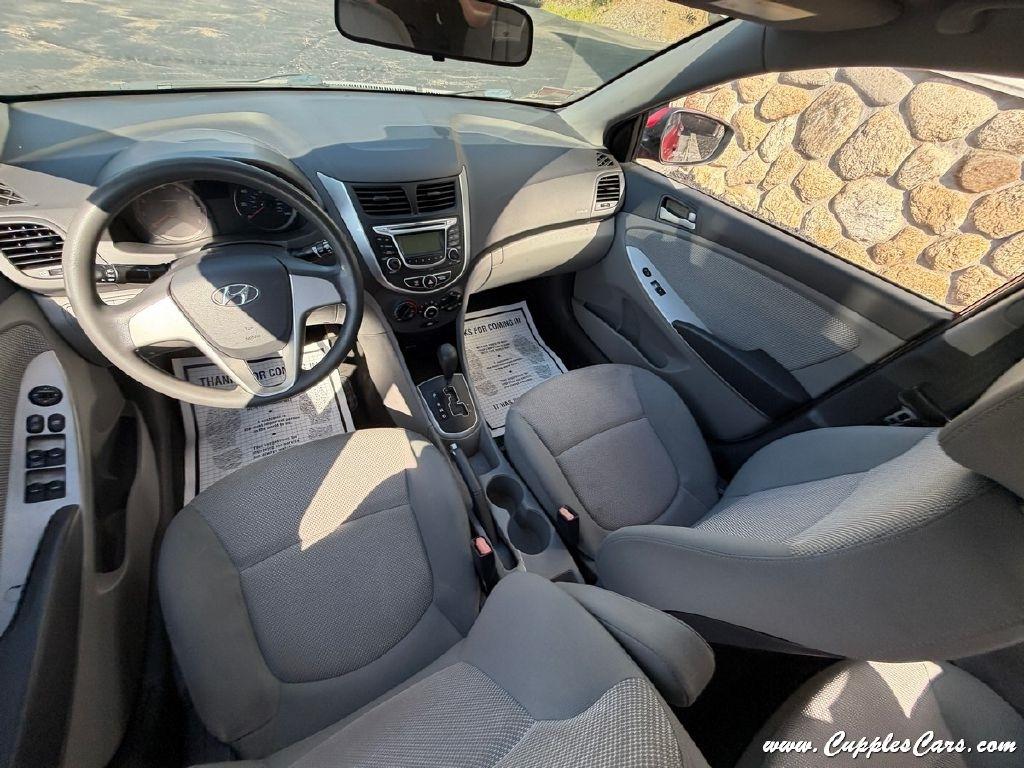 Hyundai Accent  2013