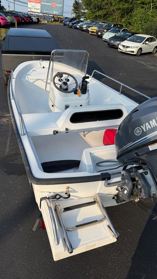 Boston Whaler Dauntless  1996