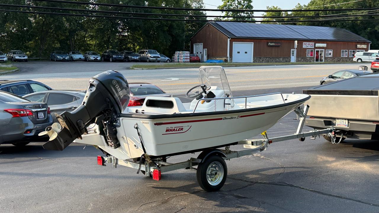 Boston Whaler Dauntless  1996