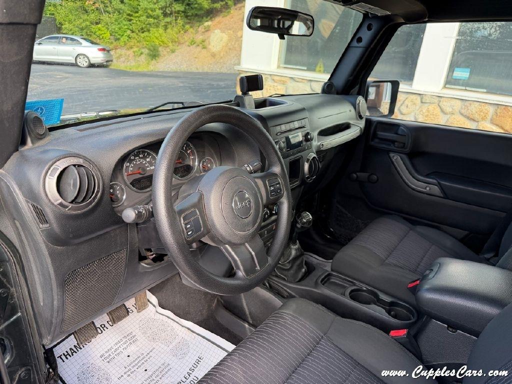 Jeep Wrangler  2011
