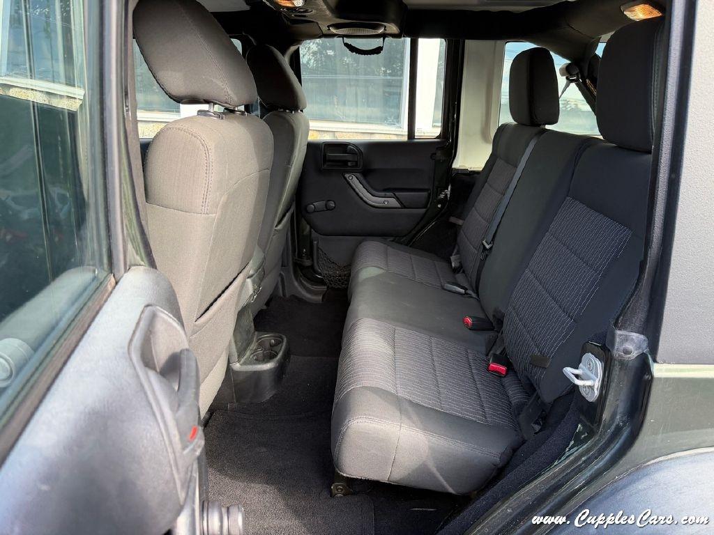 Jeep Wrangler  2011