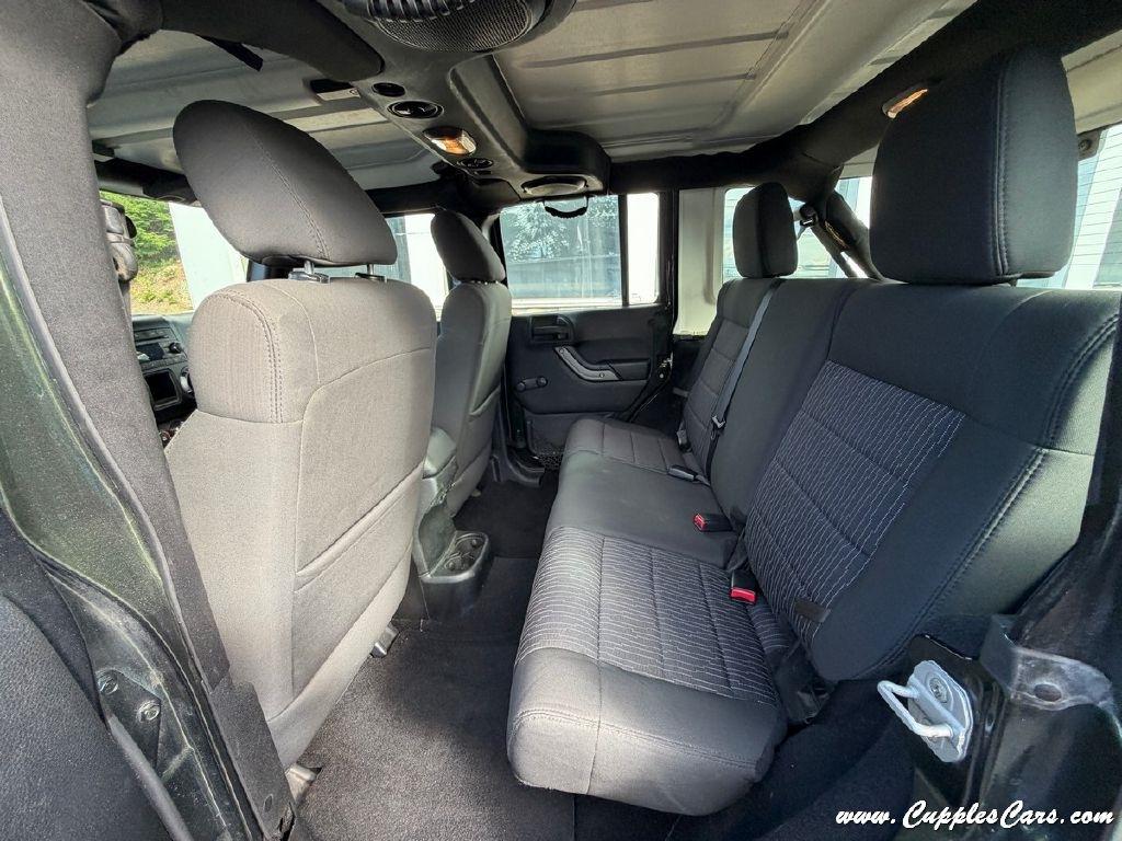 Jeep Wrangler  2011