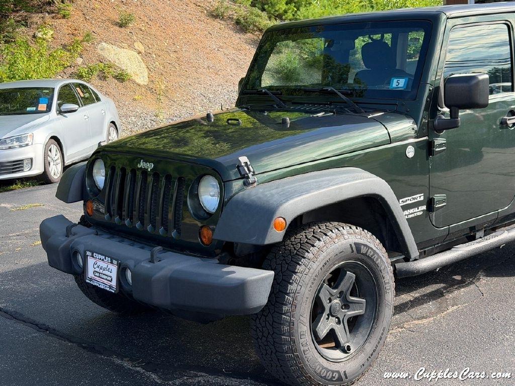 Jeep Wrangler  2011