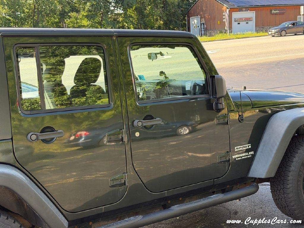 Jeep Wrangler  2011