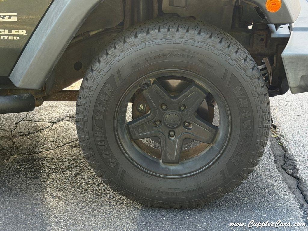 Jeep Wrangler  2011