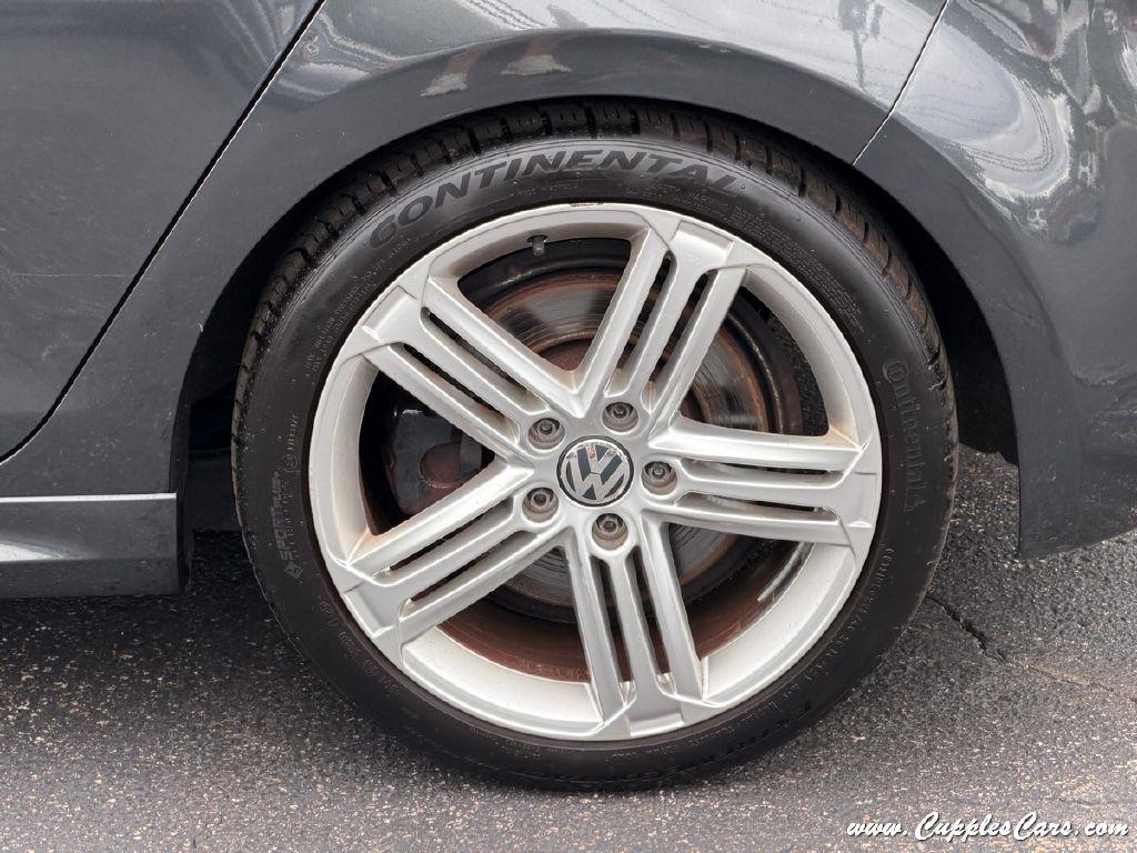 Volkswagen Golf  2013